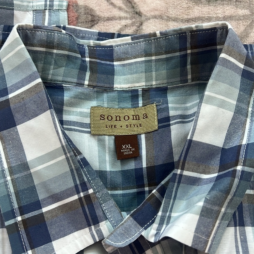 Men’s Button Up - Picture 3 of 3